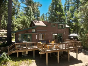 Ridgeline Retreat: fireplace, nature, games, deck! - Image 3