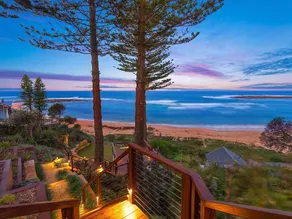 Toowoon Bay Beach House - Image 3