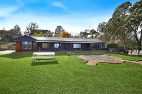 Home On The Hill- Bowral - Image 3