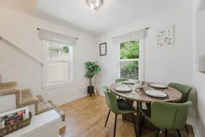 2BD, Charming Ideally located Bungalow - Image 4