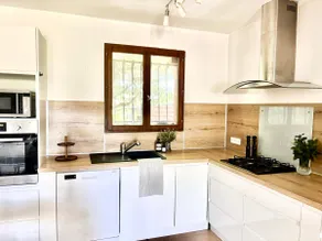 La Maison Rose - Image 4