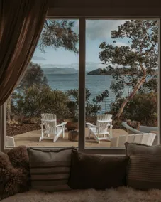 The Songbird | Waterfront Escape - Image 5