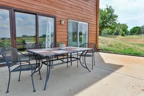 Farmstay! Central & Beautiful - Image 4