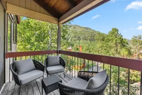 Alpine Overlook | Scenic Views & Steps to Trails - Image 3