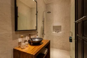 Villa privée luxueuse avec votre propre piscine - Meilleur emplacement à Seminyak - Image 5