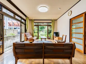 183 m2 Premium House | 8 min Station, 16 Guests - Image 4