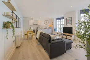 Seaside Serenity | 2BR Brighton | Sleeps 4 - Image 4
