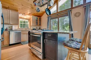 Old Falls Retreat-4BR w Gorgeous River View & Pool - Image 5