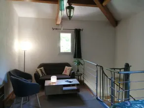 Quiet and air-conditioned house - Image 3