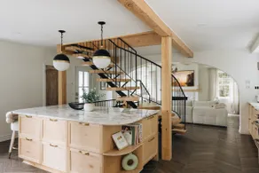 Northern Maple Lodge: Luxurious Nordic Experience - Image 4