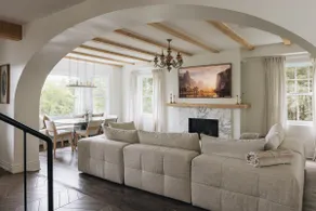 Northern Maple Lodge: Luxurious Nordic Experience - Image 2