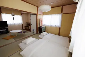 Exclusive Retro Stay Near KIX | Perfect for Two - Image 2