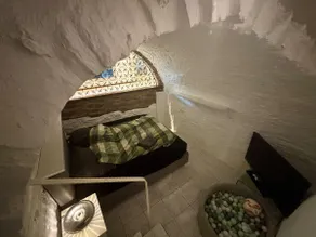 Cultural monument with fireplace, vault (115 m² + comfort) - Image 3