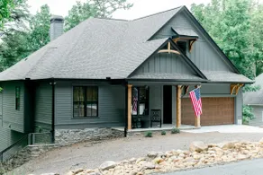 Luxury Lake Home on Golf Course - Image 2