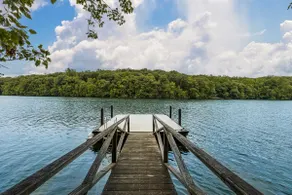 Lakeshore Crest Estate - Waterfront & Pool - Image 3