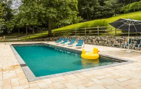 Lakeshore Crest Estate - Waterfront & Pool - Image 4
