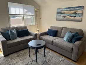 Downtown Kelowna Carriage House - Image 3