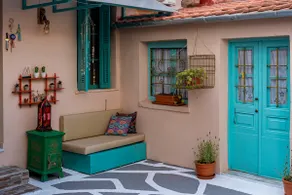 Courtyard Studio in Central Volos - Image 3