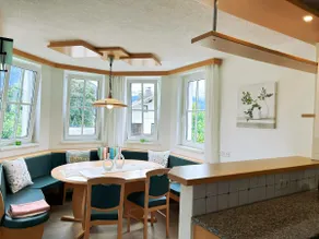 Residential oasis with a view of Lake Traunsee - Image 5