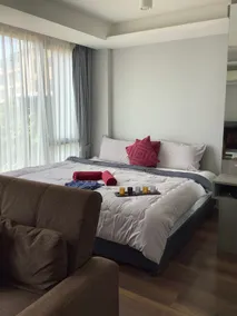 Superb Apartment! 5 Mins to the Beach - Image 2