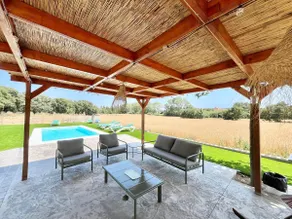 Pool, BBQ, parking and WIFI all private - Image 3