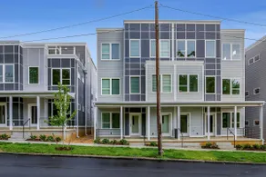 The Verde - Modern Luxe 2BD/2BA • 5 Mins to VCU - Image 2