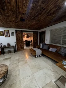 Casa Devo Hialeah - Image 3