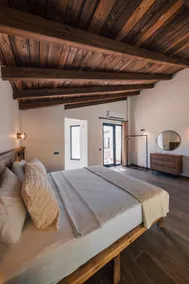 Premium Loft Villa | Pool & Jacuzzi - Image 4