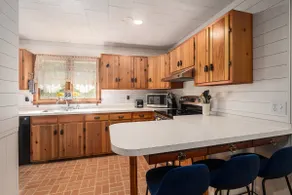 New Listing - The Cottage at Glenn Woods - Image 5