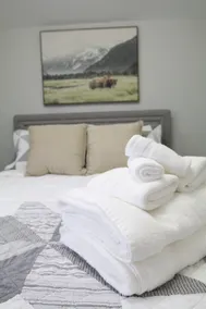 Charming 3BR/3BA Retreat at Villa Park - Image 3