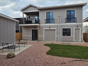 Sunny Guest House Retreat (New-Build Modern Style) - Image 3