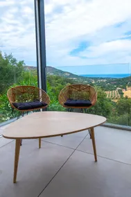 Villa with 3 master suites, sea view, and pool - Image 3