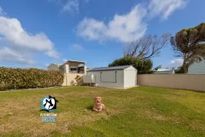 Shaka Seaside Retreat with Beach Access - Image 2