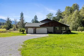 Kuma Tako's Secluded Mt Rainier Retreat - Image 2