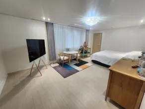 Happy Sweet Home - Image 3