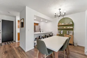 10th Street Retreat - Image 5