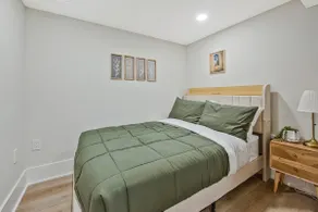 Cozy Pet-Friendly 2BR CapHill Apt | 5 Min Metro - Image 3