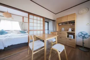 Retro Showa-style apartment/Rent the whole place/15-minute walk to Yamato Station/3 people/Free parking/27 ㎡/Shinjuku/Yokohama/Fujisawa/Kamakura... - Image 1