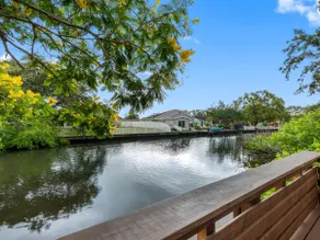 Tiki bar + badminton + mini golf + heated pool! - Image 5