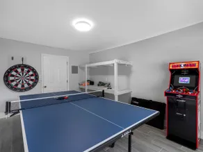 Tiki bar + badminton + mini golf + heated pool! - Image 3