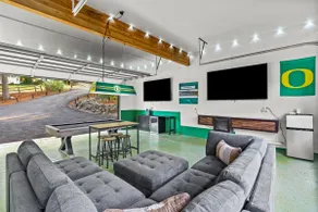 Game Day House Hot Tub Tailgate - Image 3