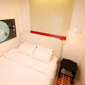 [Special discount] Free luggage storage / Free bottled water / 3 beds 6 people / Convenience store, Han River 1 minute / Mangwon Market 10 minutes - Image 5