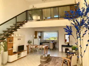Central and Cozy Loft – Next to the Forum - Image 2