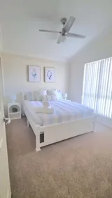 Cosy Villa - Pool Tennis & More| Pay 2 Stay 3 - Image 5