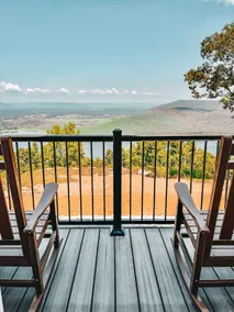 Romantic Getaway at Honeymoon Cottage - Image 3