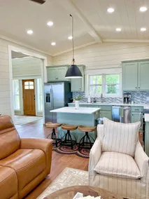 Romantic Getaway at Honeymoon Cottage - Image 5