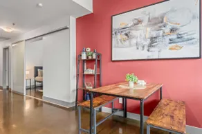 2 Bed 2 Bath Condo | 5 mins to Stampede, BMO, 17th - Image 4