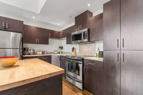 2 Bed 2 Bath Condo | 5 mins to Stampede, BMO, 17th - Image 5