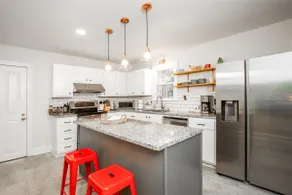 Winston-Salem Oasis *5 bedrooms* - Image 5