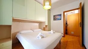Hostdomus - Love Boat - Image 4